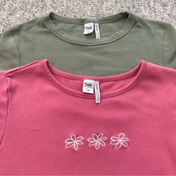 Cropped Baby Tees - Picture 2 of 5